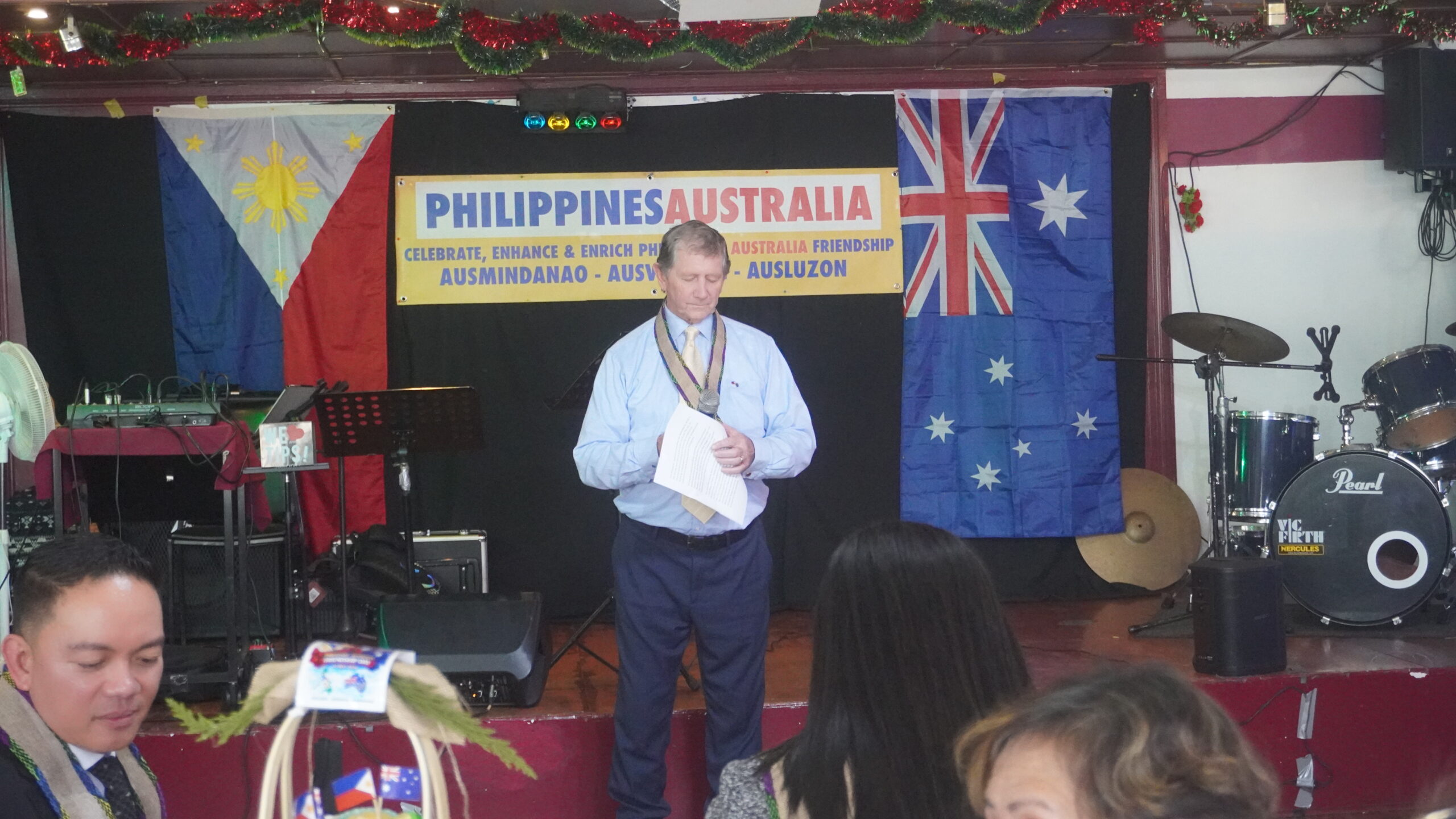 AUSLuzon Chairperson introduces 80th PAFD Awardee